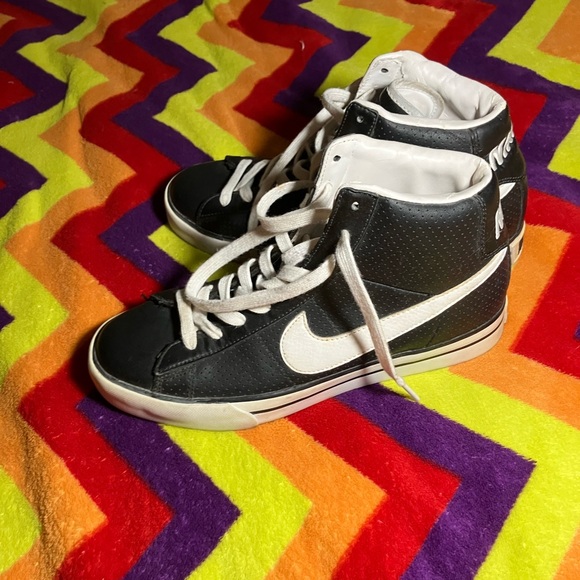 Nike Sweet Classic High Black Blazer Basketball Shoes  354701-004 Men’s 7 - Picture 4 of 8
